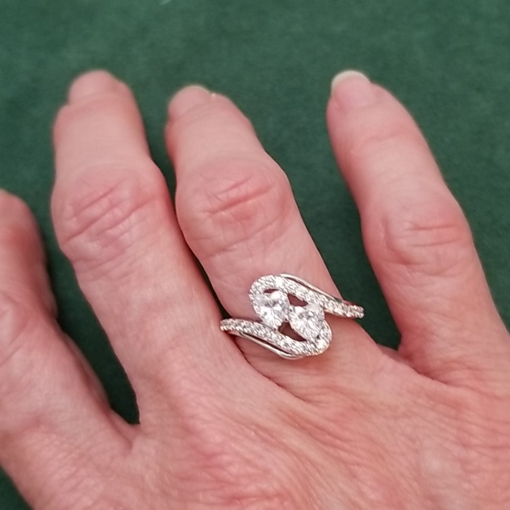 Beautiful CZ sterling silver ring - Picture 3 of 8